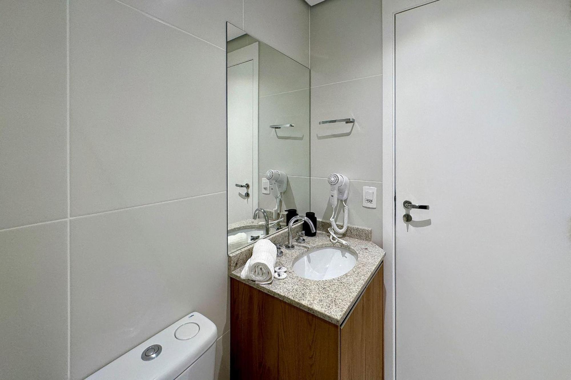 Prime 23 Loft Id Lisboa Mariana By Oba Sao Paulo