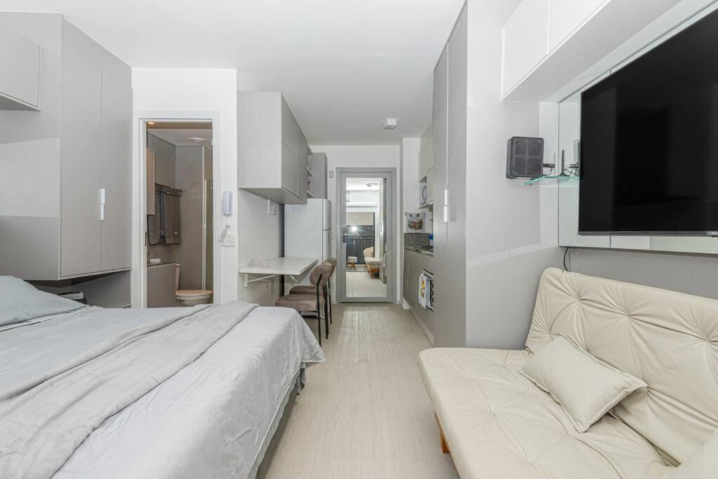 Novo E Completo, Proximo A Paulista, Aos Hospitais Sirio Libanes E Nove De Julho, Shopping Frei Caneca, Smart Fit E Principais Pontos Turisticos Daire *