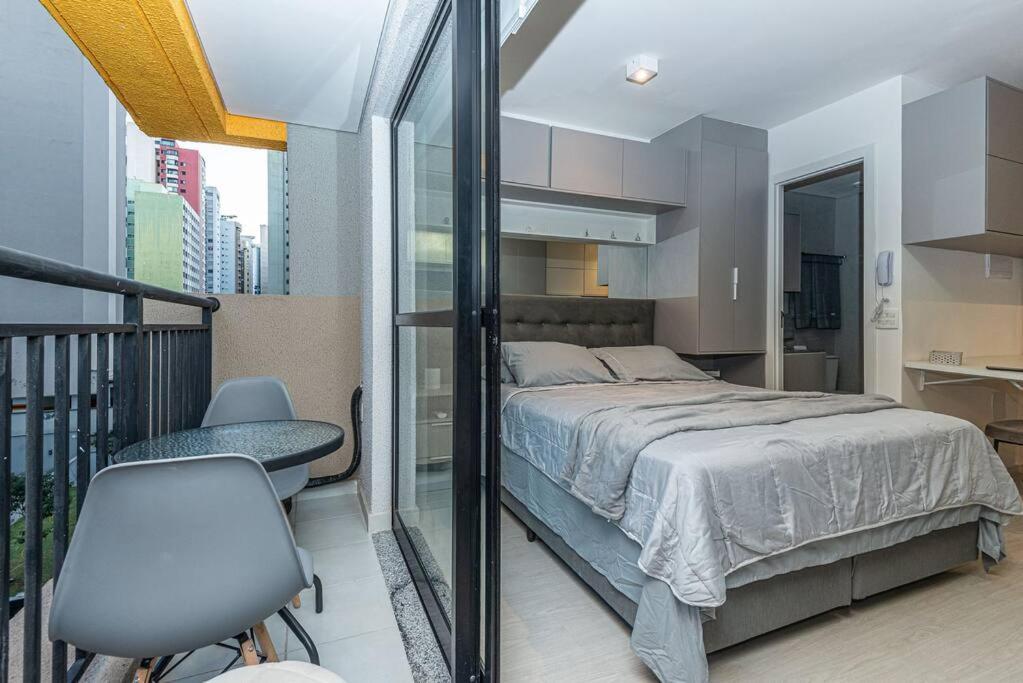 Novo E Completo, Proximo A Paulista, Aos Hospitais Sirio Libanes E Nove De Julho, Shopping Frei Caneca, Smart Fit E Principais Pontos Turisticos Daire