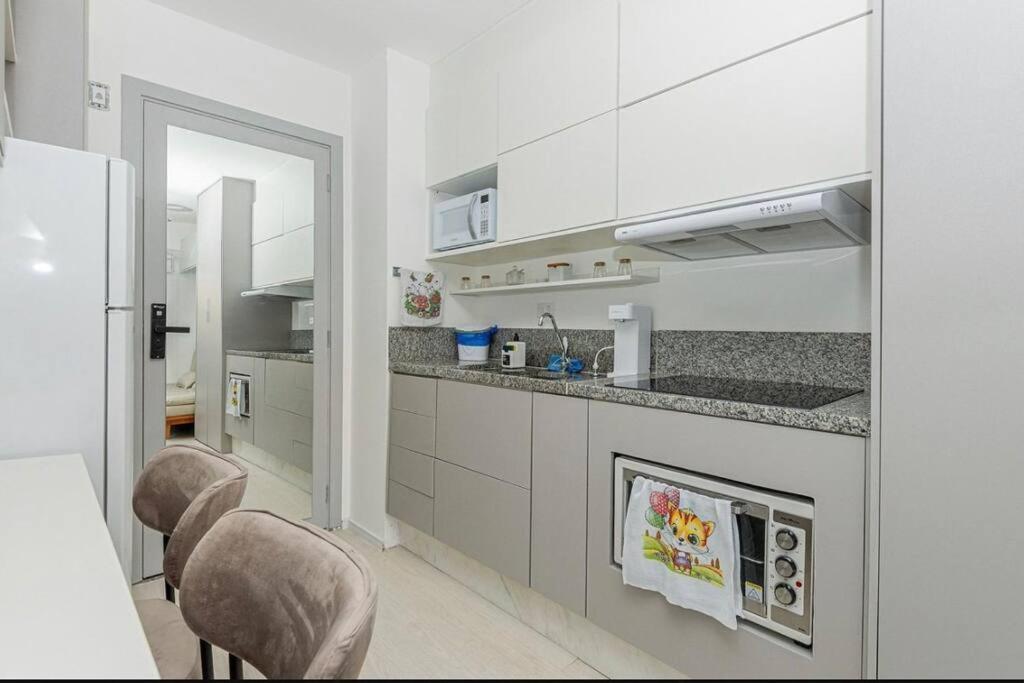 Novo E Completo, Proximo A Paulista, Aos Hospitais Sirio Libanes E Nove De Julho, Shopping Frei Caneca, Smart Fit E Principais Pontos Turisticos Daire Sao Paulo