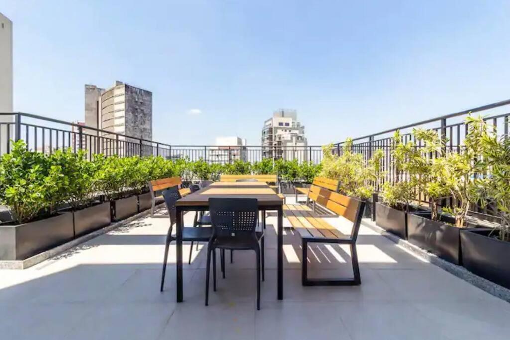 Novo E Completo, Proximo A Paulista, Aos Hospitais Sirio Libanes E Nove De Julho, Shopping Frei Caneca, Smart Fit E Principais Pontos Turisticos Daire Sao Paulo