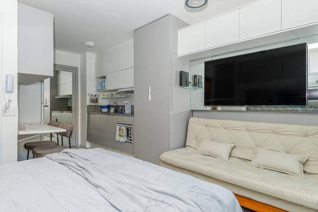 Novo E Completo, Proximo A Paulista, Aos Hospitais Sirio Libanes E Nove De Julho, Shopping Frei Caneca, Smart Fit E Principais Pontos Turisticos Daire Sao Paulo