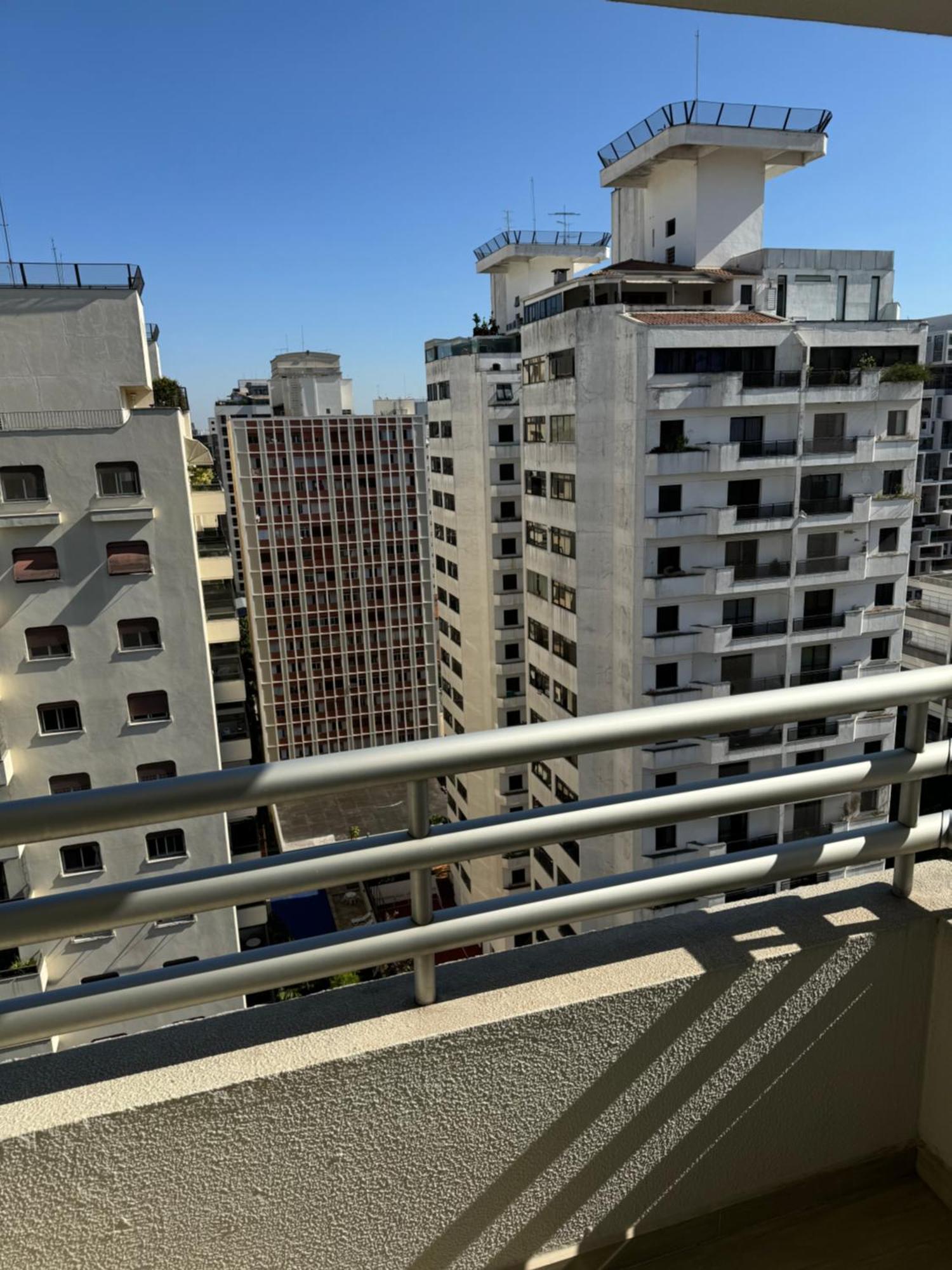 Oscar Freire Apartment
