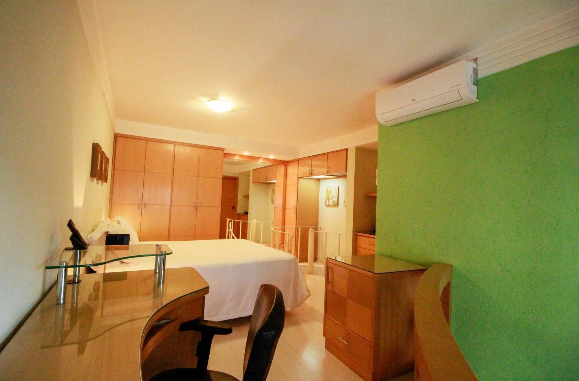 Duplex Place Vendome! Moema, 58m2, Amplo, Conforto, Luxo! Servicos, Estacionamento, Internet, Metro! * Sao Paulo