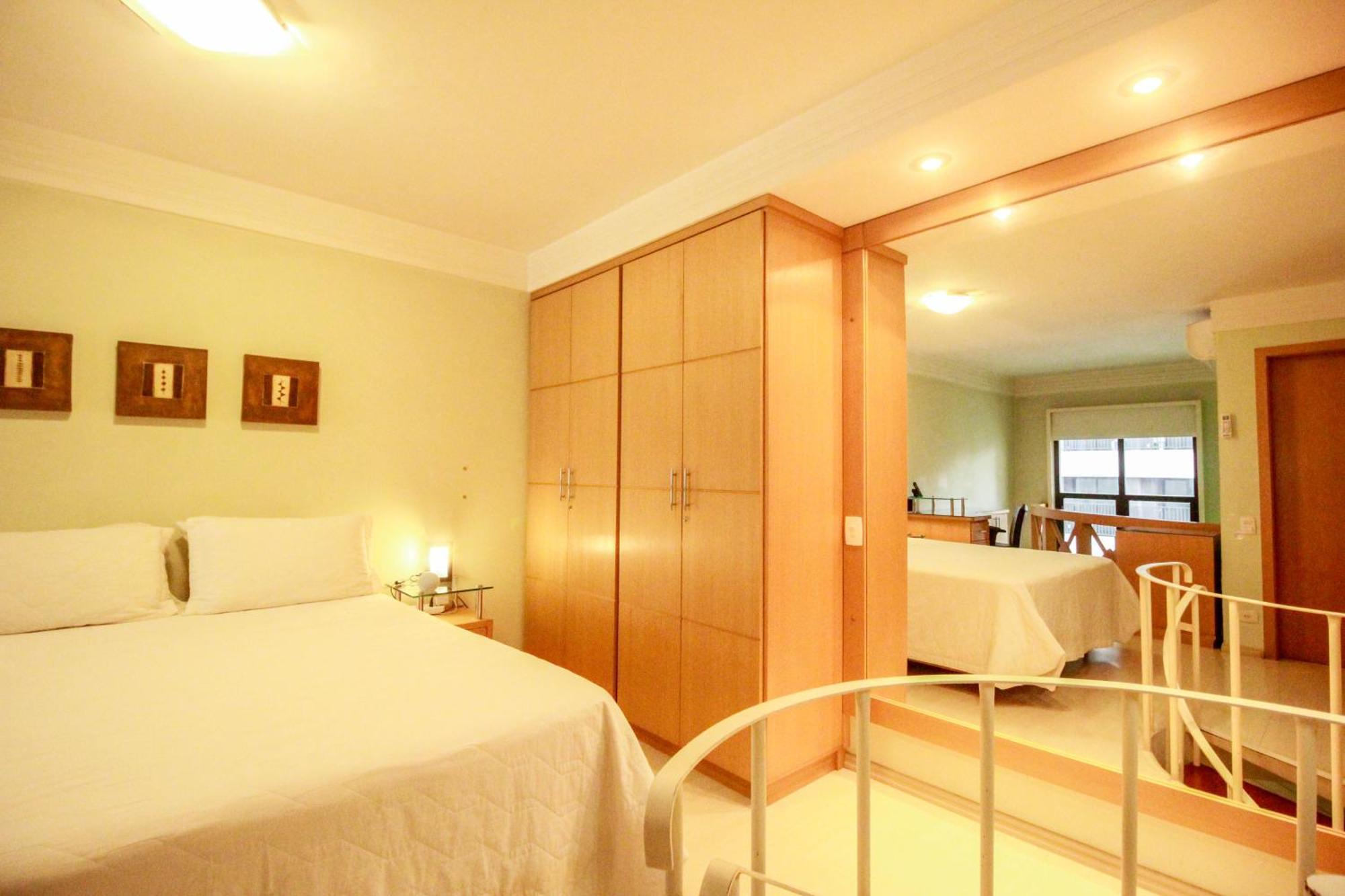 Duplex Place Vendome! Moema, 58m2, Amplo, Conforto, Luxo! Servicos, Estacionamento, Internet, Metro! * Sao Paulo