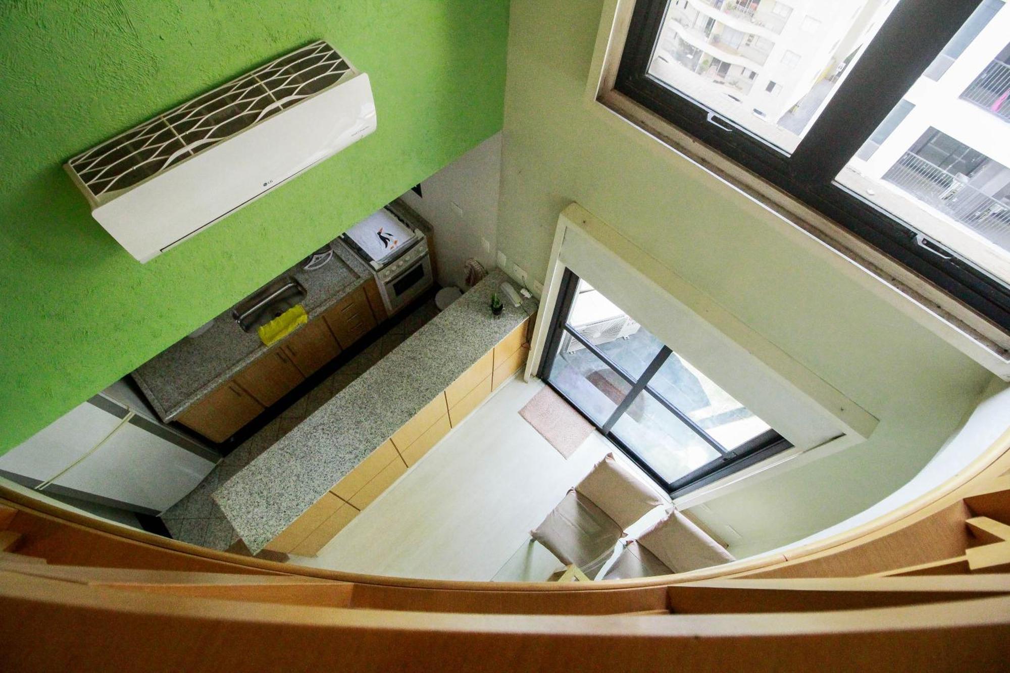 Duplex Place Vendome! Moema, 58m2, Amplo, Conforto, Luxo! Servicos, Estacionamento, Internet, Metro! *