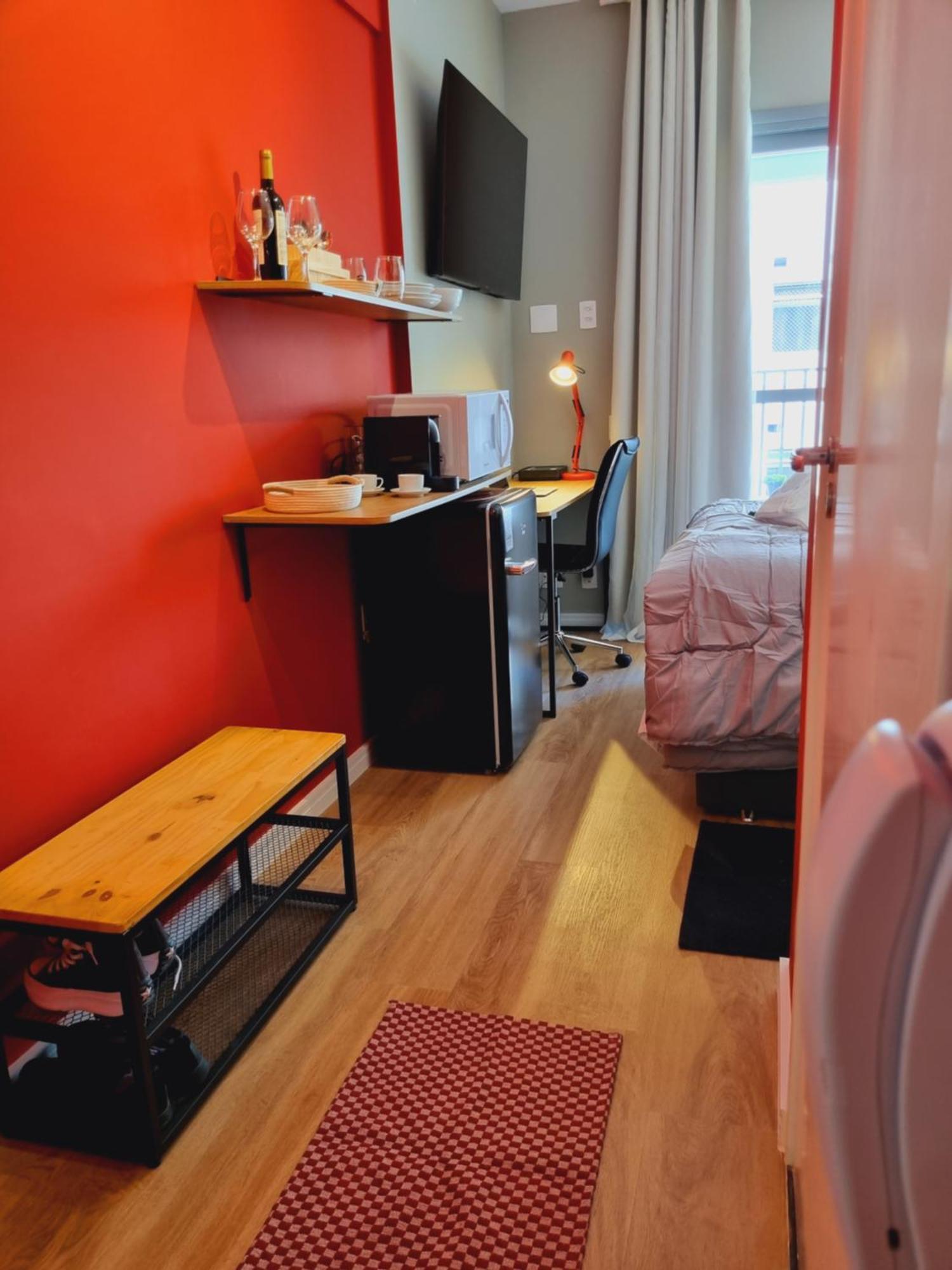 Apartamento Brooklin Conforto - Metro & Consulado, 400m Metro Brooklin, Portaria 24h, Wi-fi 500mb, Ar Condicionado, Cortina Blackout, Smart Tv 50
