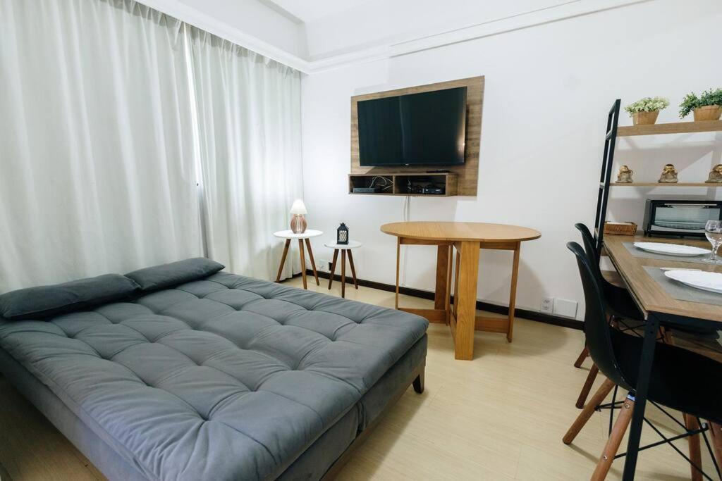 Flat 1712 - 1712 •le Premier Jd. Paulista