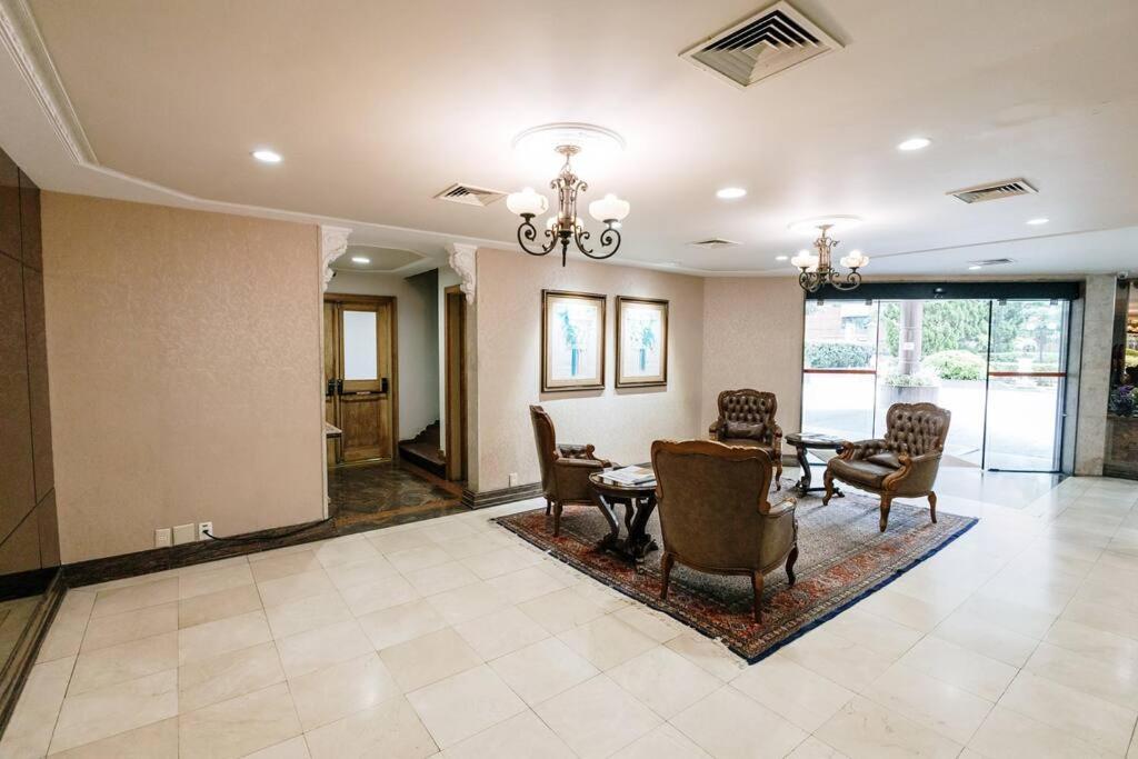 Flat 1712 - 1712 •le Premier Jd. Paulista * Sao Paulo
