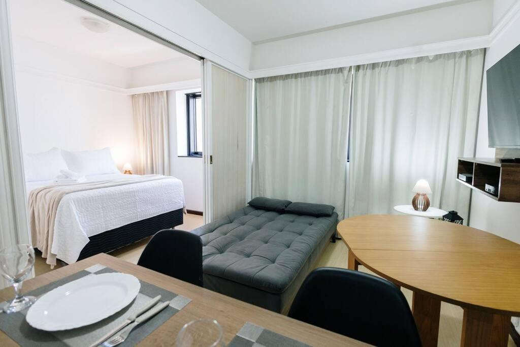 Flat 1712 - 1712 •le Premier Jd. Paulista Apartment