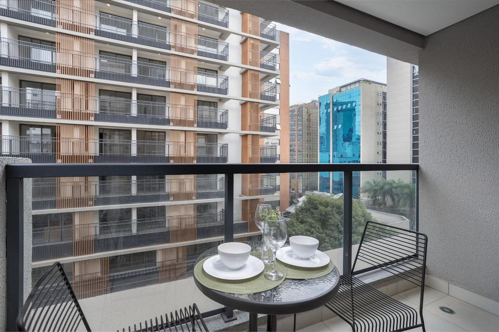Step Up Paraiso Apartment