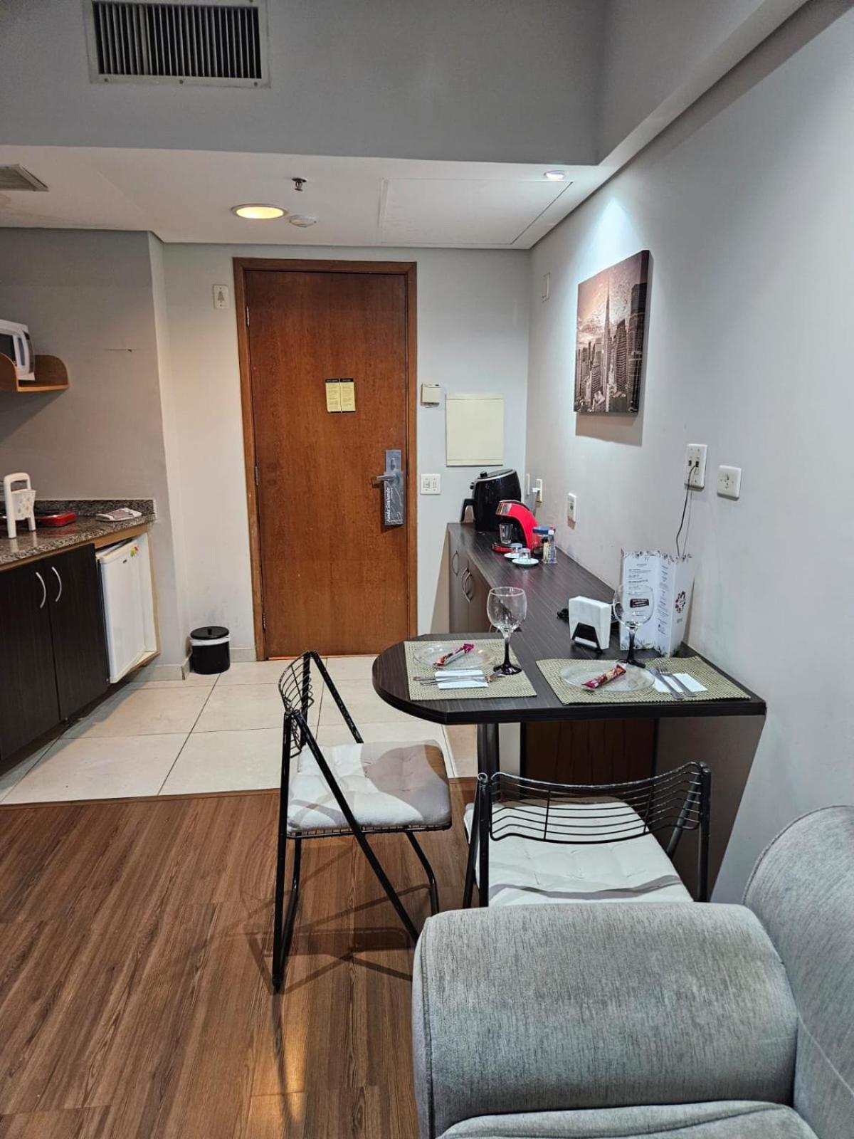 Flat Em Na Bela Vista R Maestro Cardim Daire