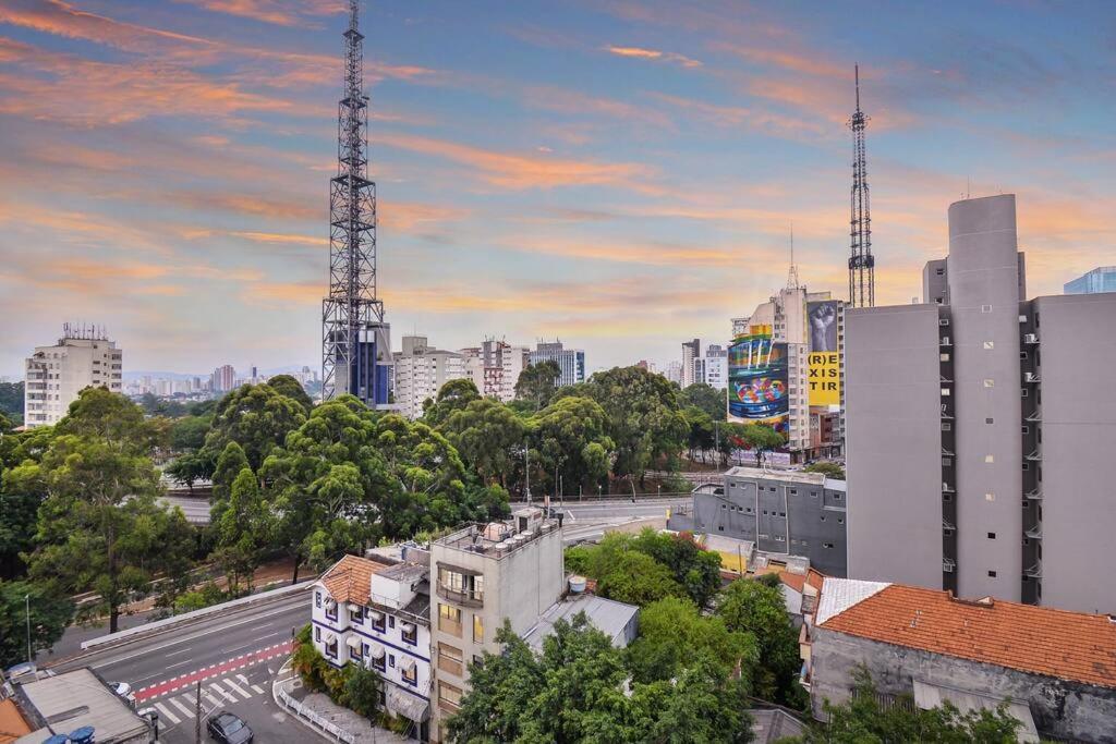 Spacious Modern Jardins View 2 Apartment Sao Paulo