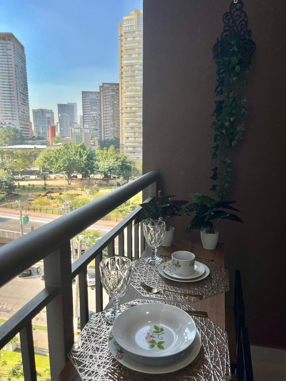Varanda Laguna, Metro,transamerica,vibra,nestle Apartment Sao Paulo