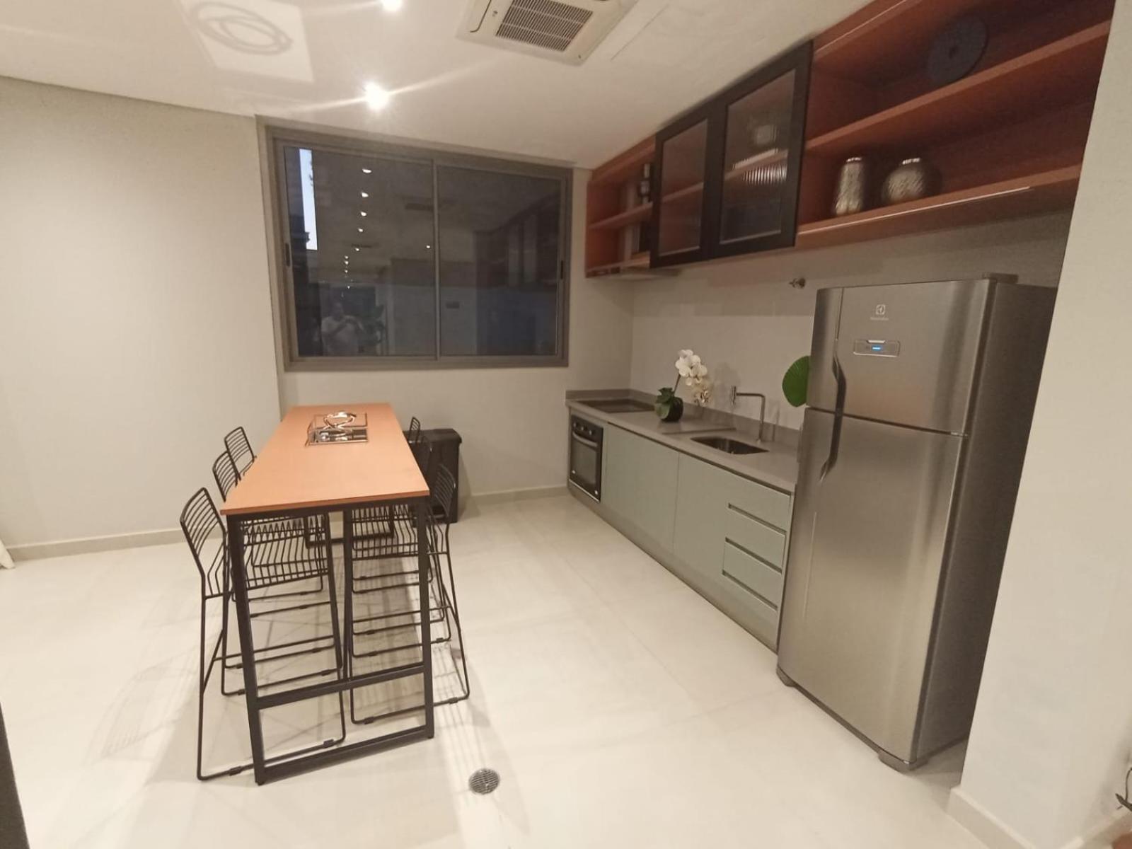 Completo Consolacao-perto Avenida Paulista * Sao Paulo