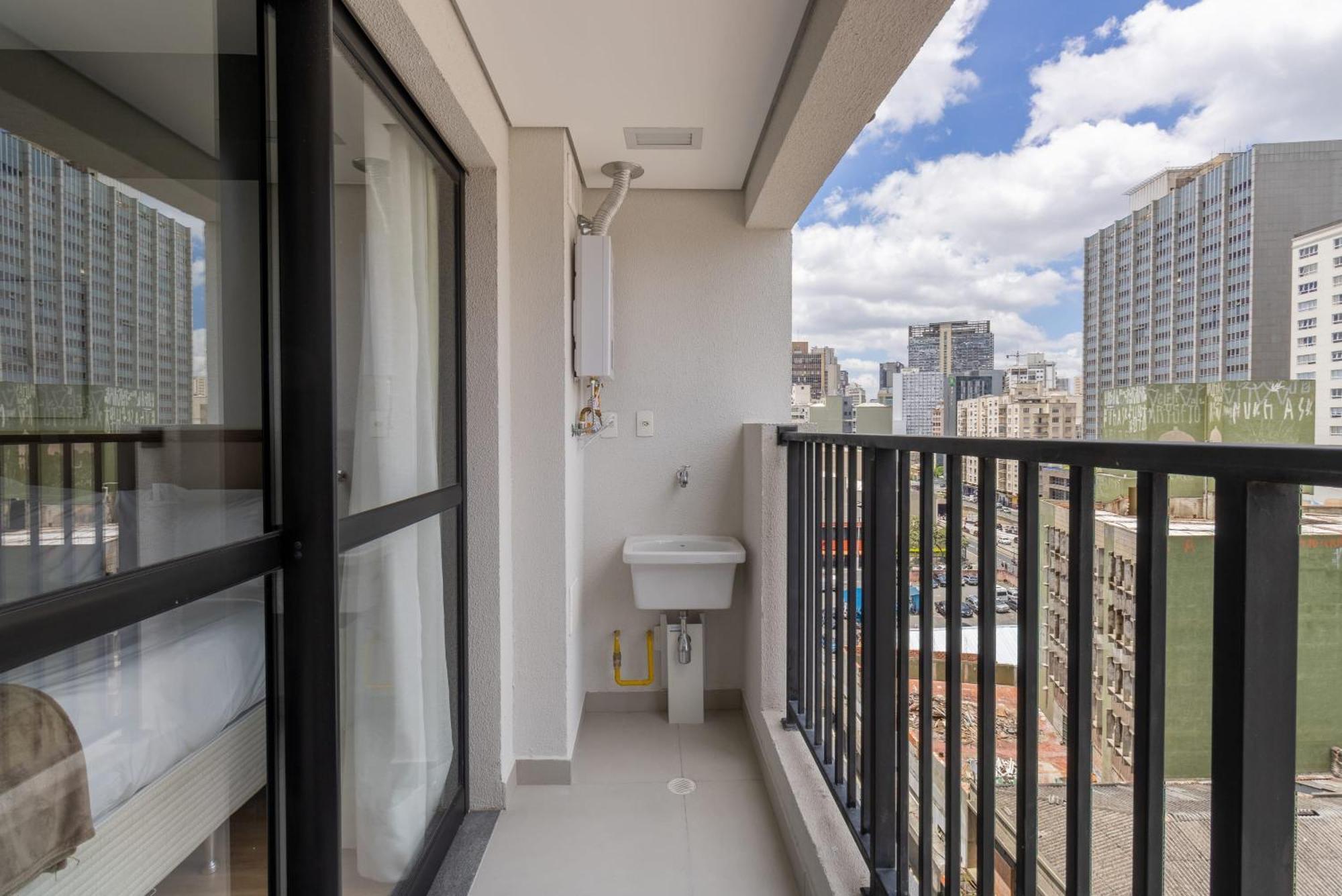 Bhomy Centro- 2min A Pe Do Metro Luz Zymv Apartment