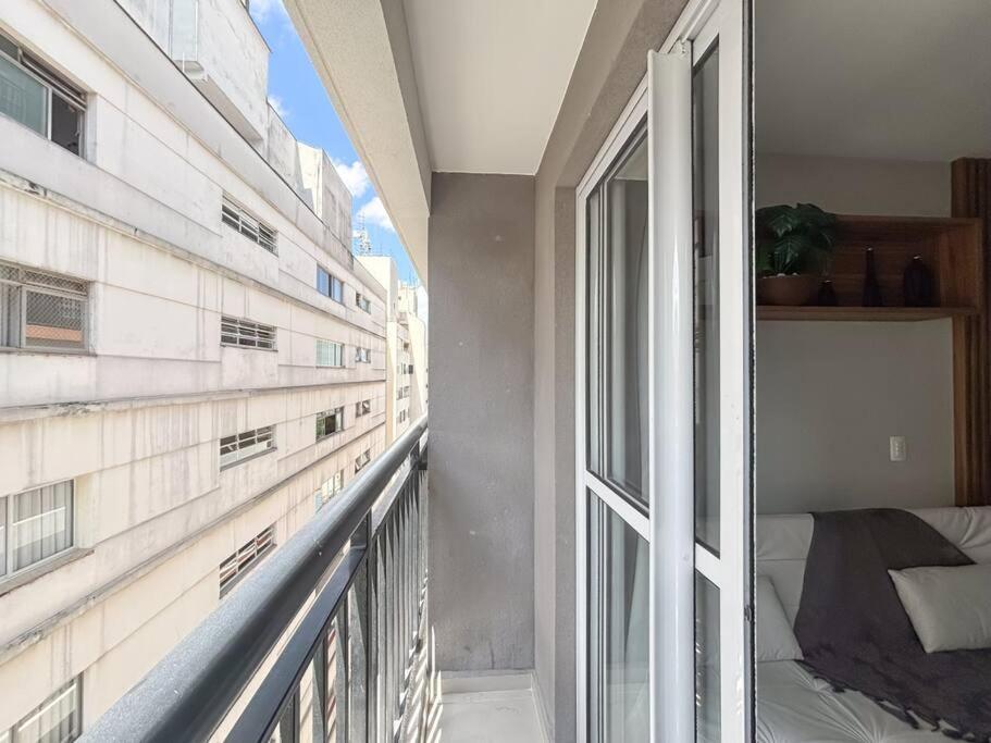 Loft Gris - Com Excelente Localizacao
