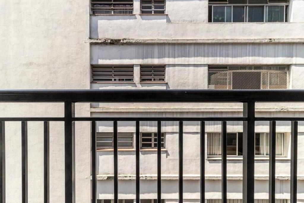 Loft Gris - Com Excelente Localizacao
