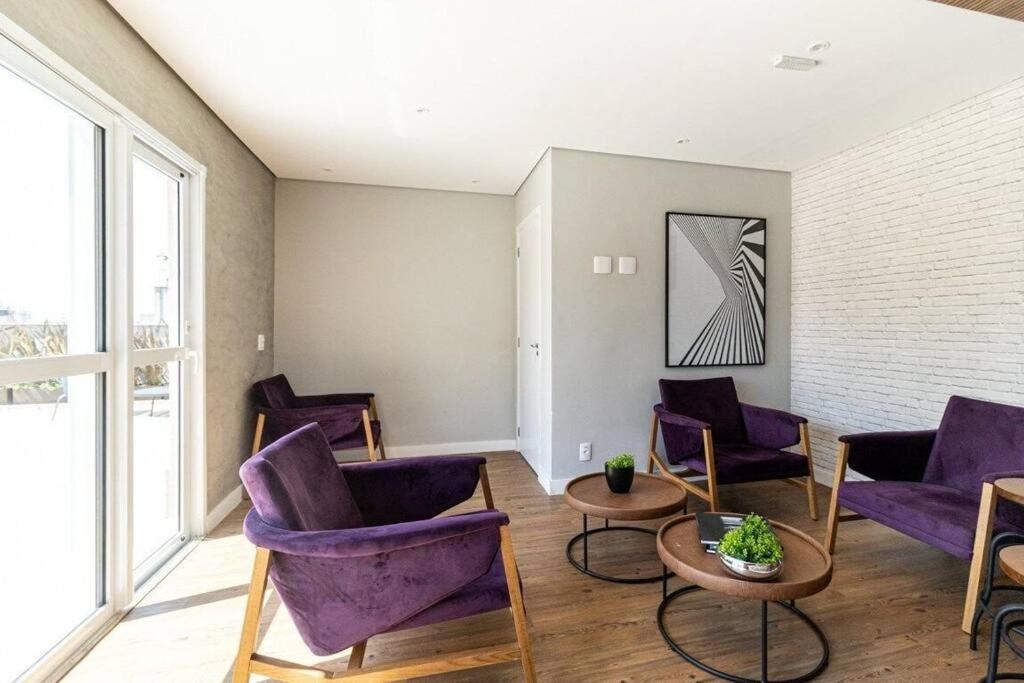 Loft Gris - Com Excelente Localizacao *