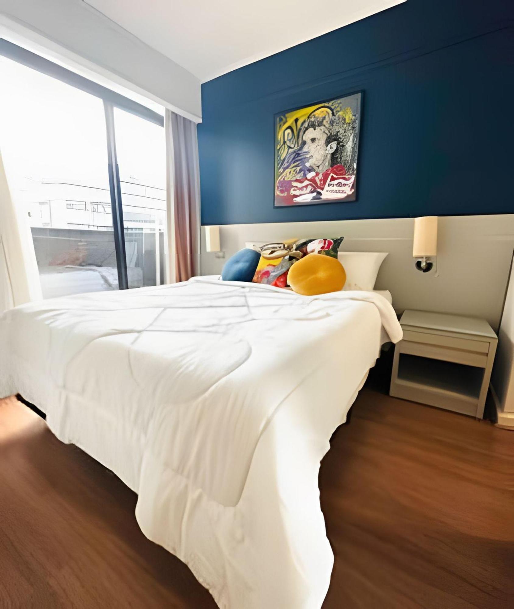 Staybridge Cond. Flats Apartment *