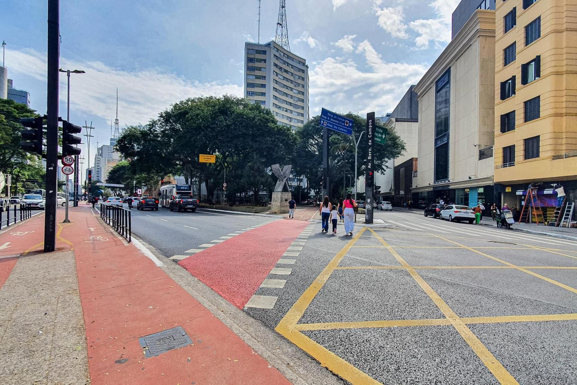 Predio Novo Com Piscina E Academia Proximo Ao Metro - For Paraiso