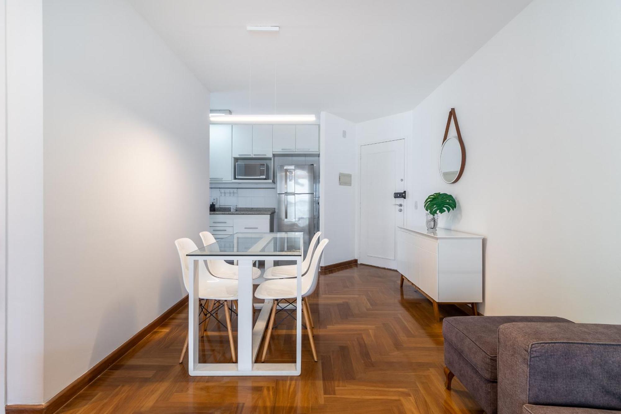 Akile Peixoto Gomide Apartment *