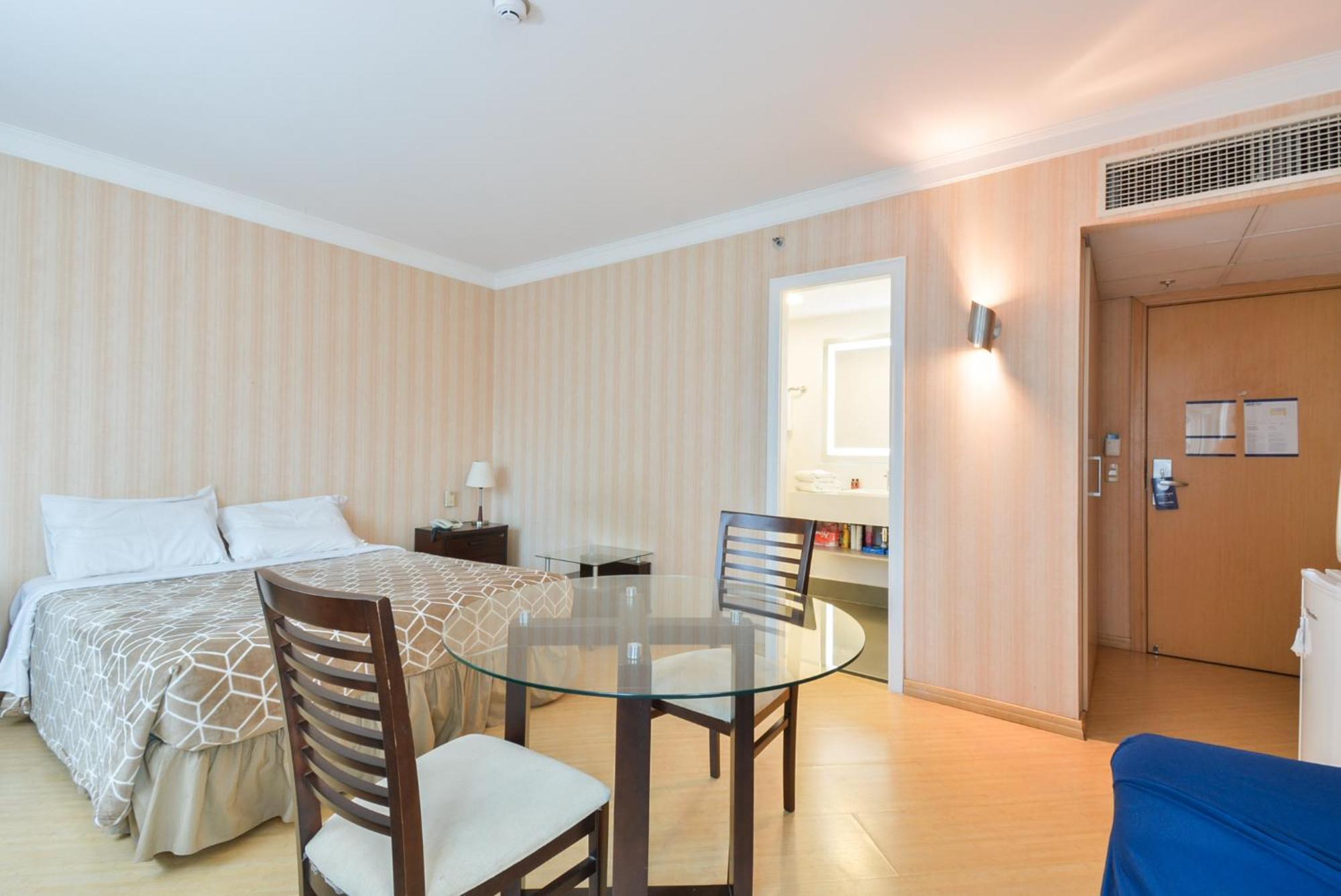 Phoenix - Berrini Flat