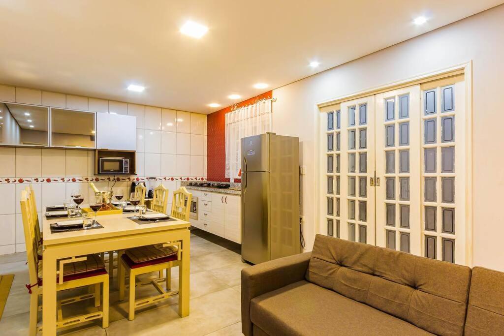 Holiday home Casa P 7 Pessoas 5 Min Do Metro