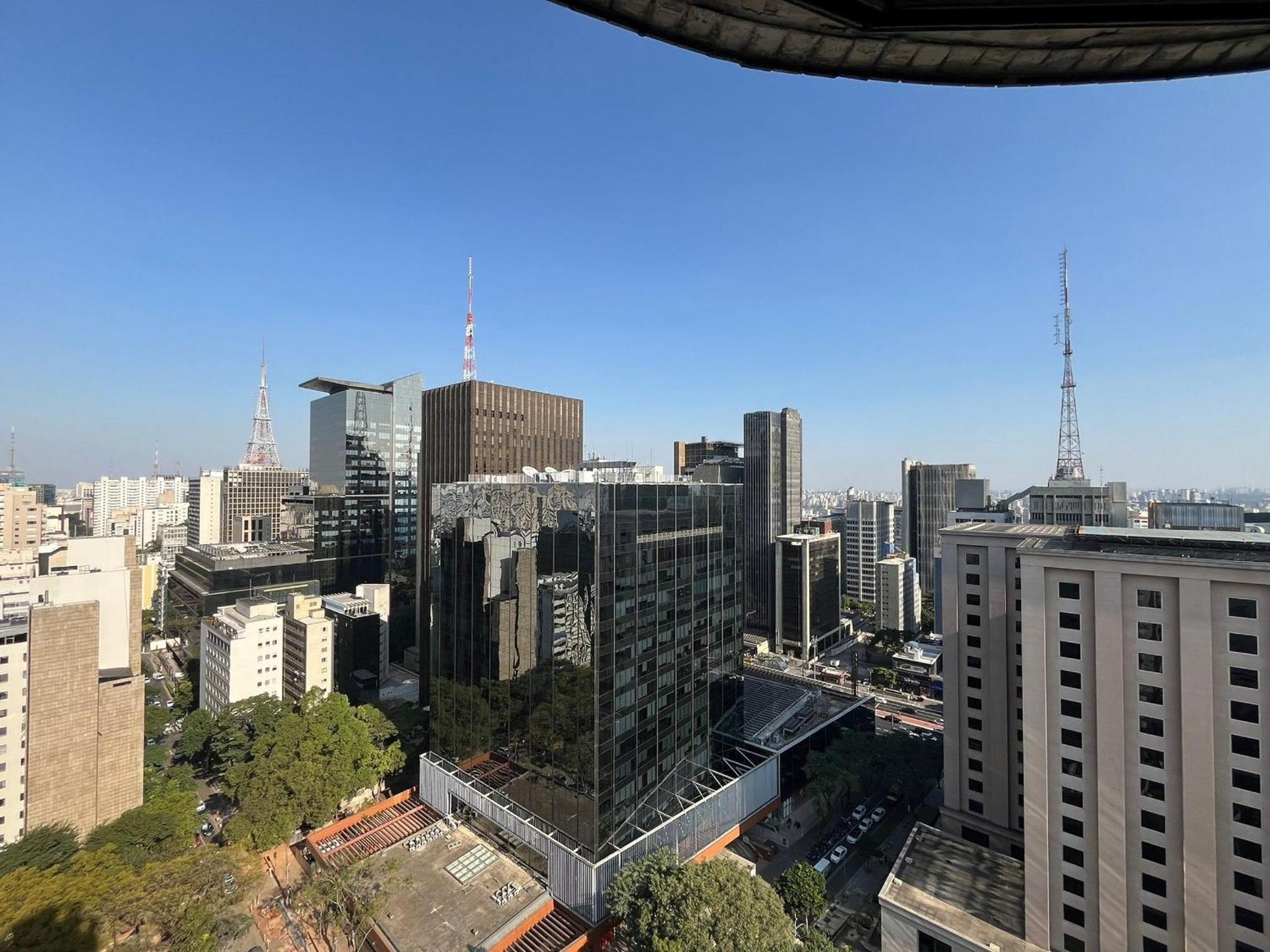 Apartment Flat Travel Paulista Wall Street | Delfhy