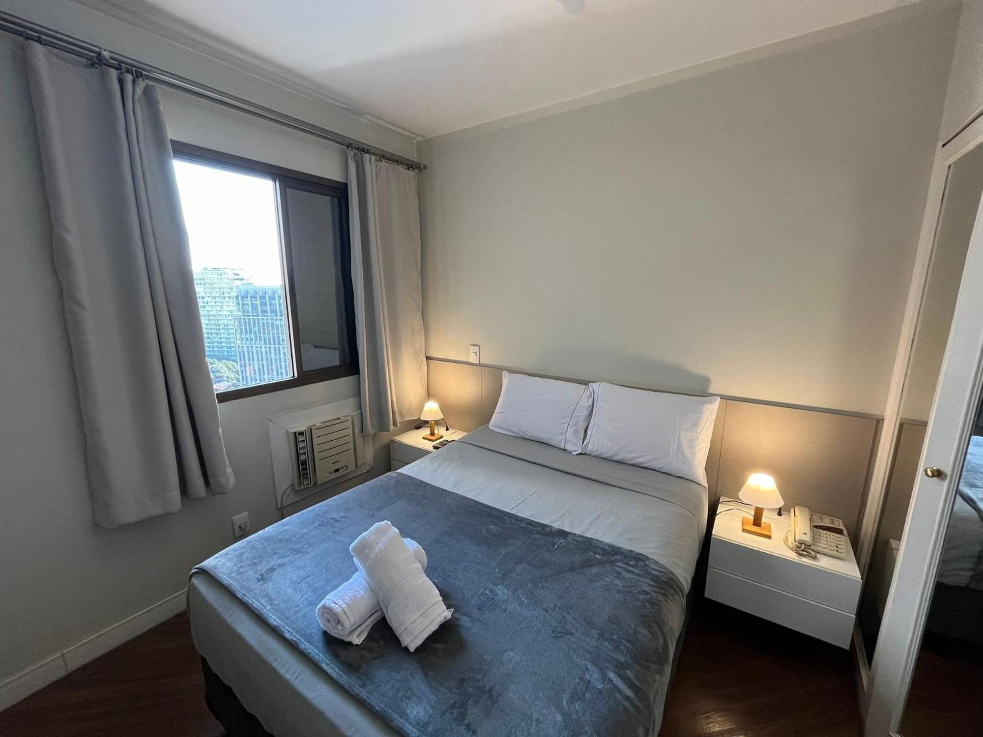 Flat Travel Paulista Wall Street | Delfhy *