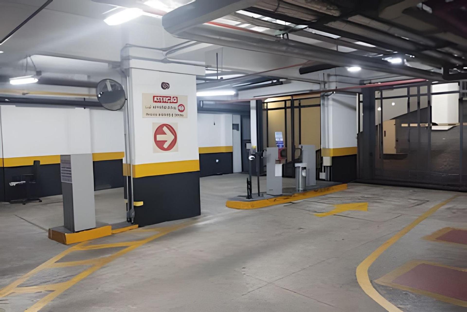 Uh 508 Flat Moema Av. Rouxinol Sao Paulo