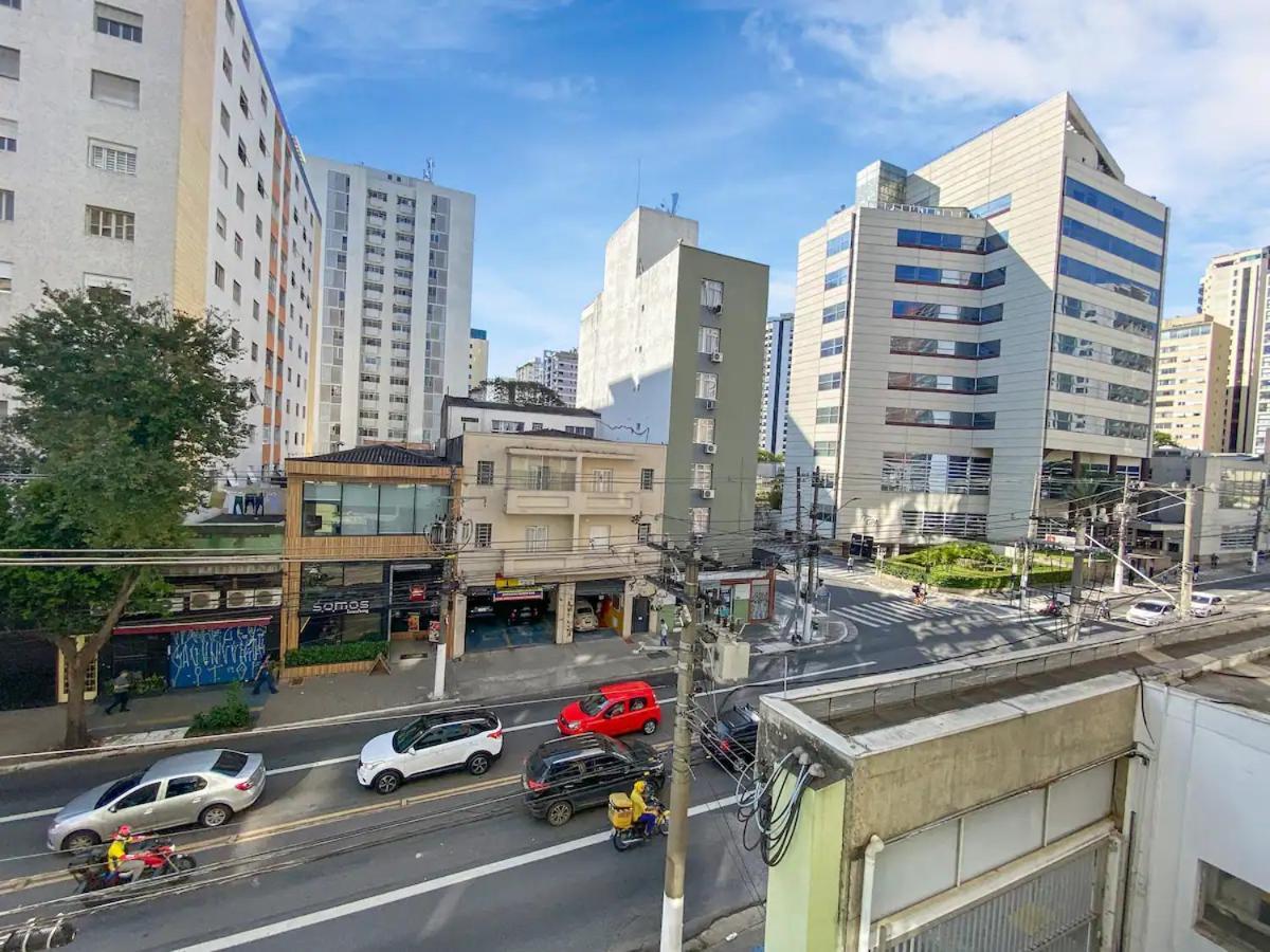 Jardins/ibira Ar Condicionado Piscina Academia * São Paulo