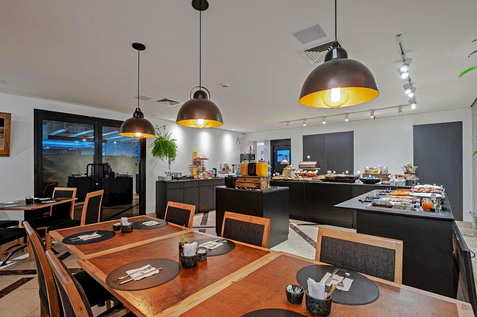 Hotel Slavieiro Moema Prime Familia 4*