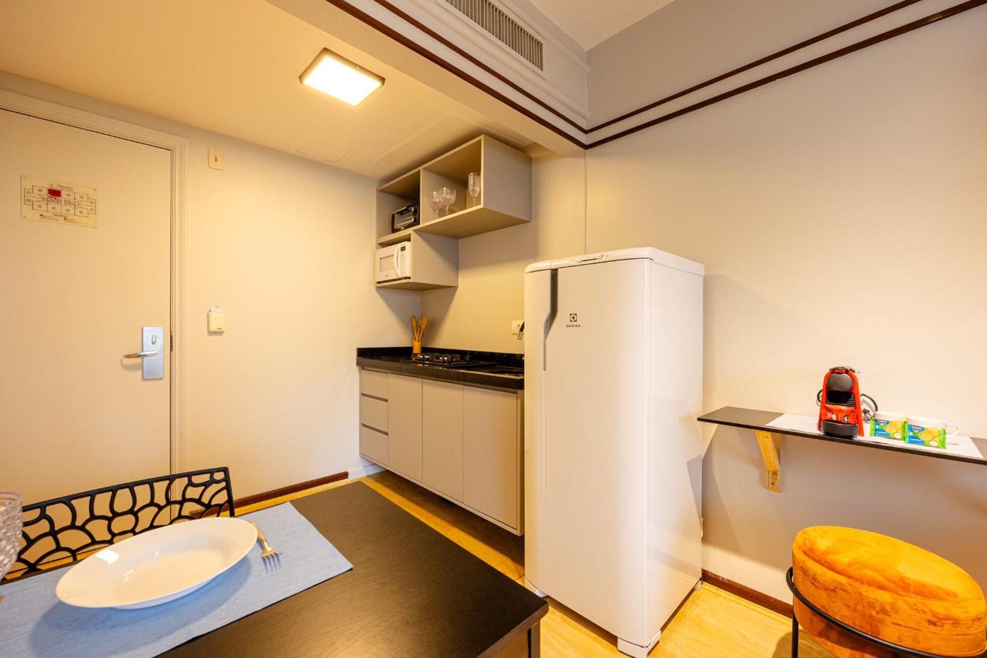 Easy Star - Flat Classico No Coracao Do Jardim Paulista - Hp01i Apartamento *