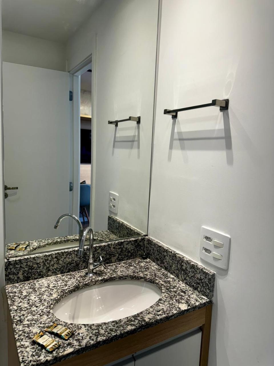 Charmoso No Bras Com Piscina - Metro Bras Apartment