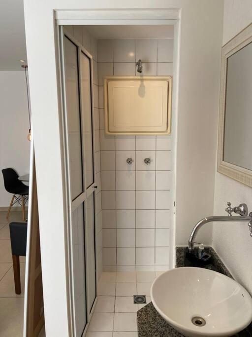 Apartment Sh66 Viva Com Varanda Na Bela Cintra *