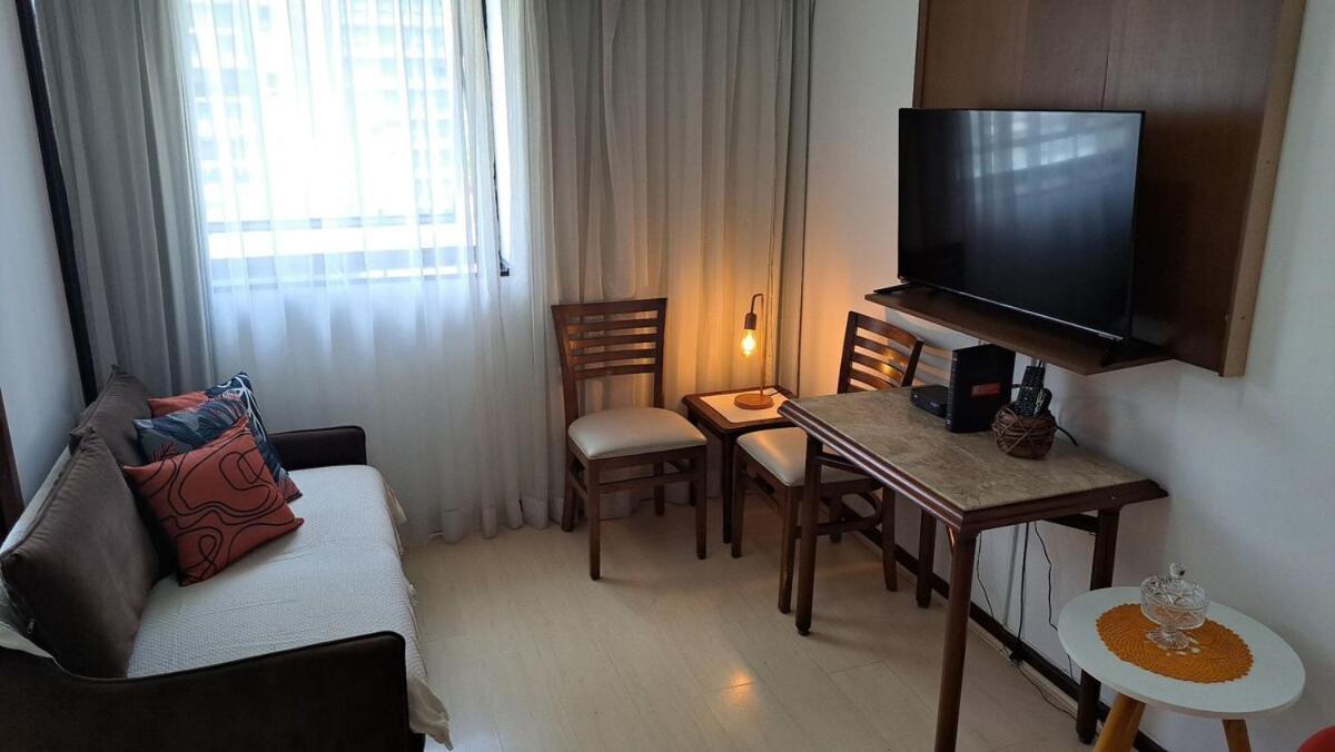 Flat 1710 - Apart 1710 •le Premier Jd. Paulista *