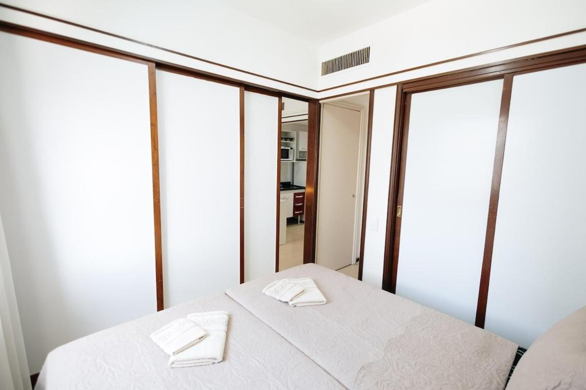 Flat 1710 - Apart 1710 •le Premier Jd. Paulista *