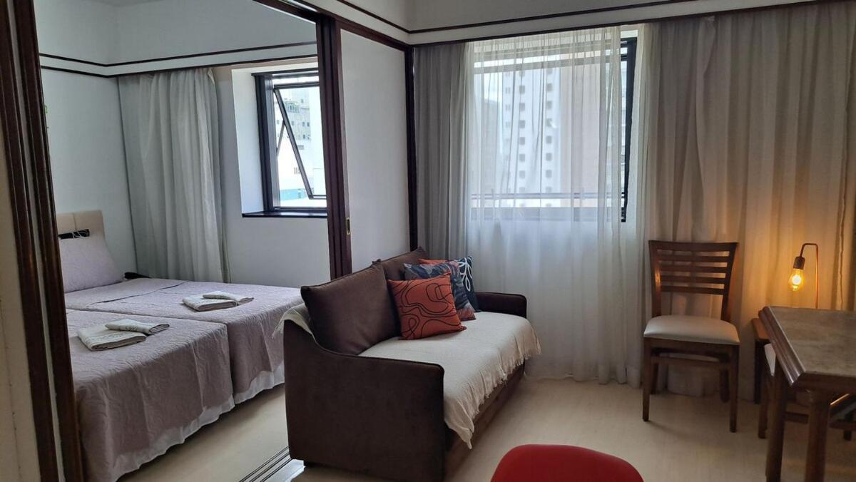Flat 1710 - Apart 1710 •le Premier Jd. Paulista
