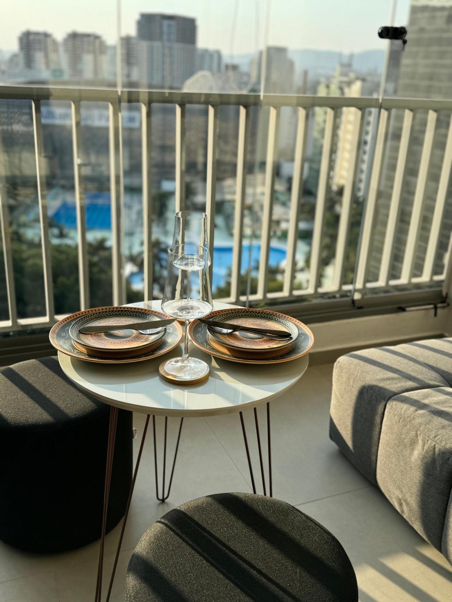Em Perdizes Proximo Ao Allianz Com Wi-fi 500mb, Garagem E Piscina No Rooftop * Sao Paulo