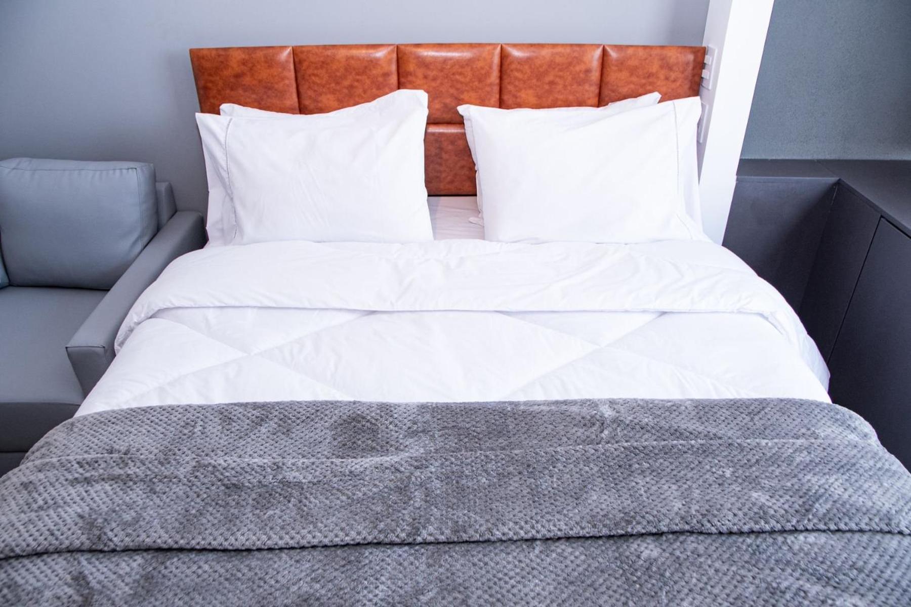 Apartment On Melo Alves By Housi *