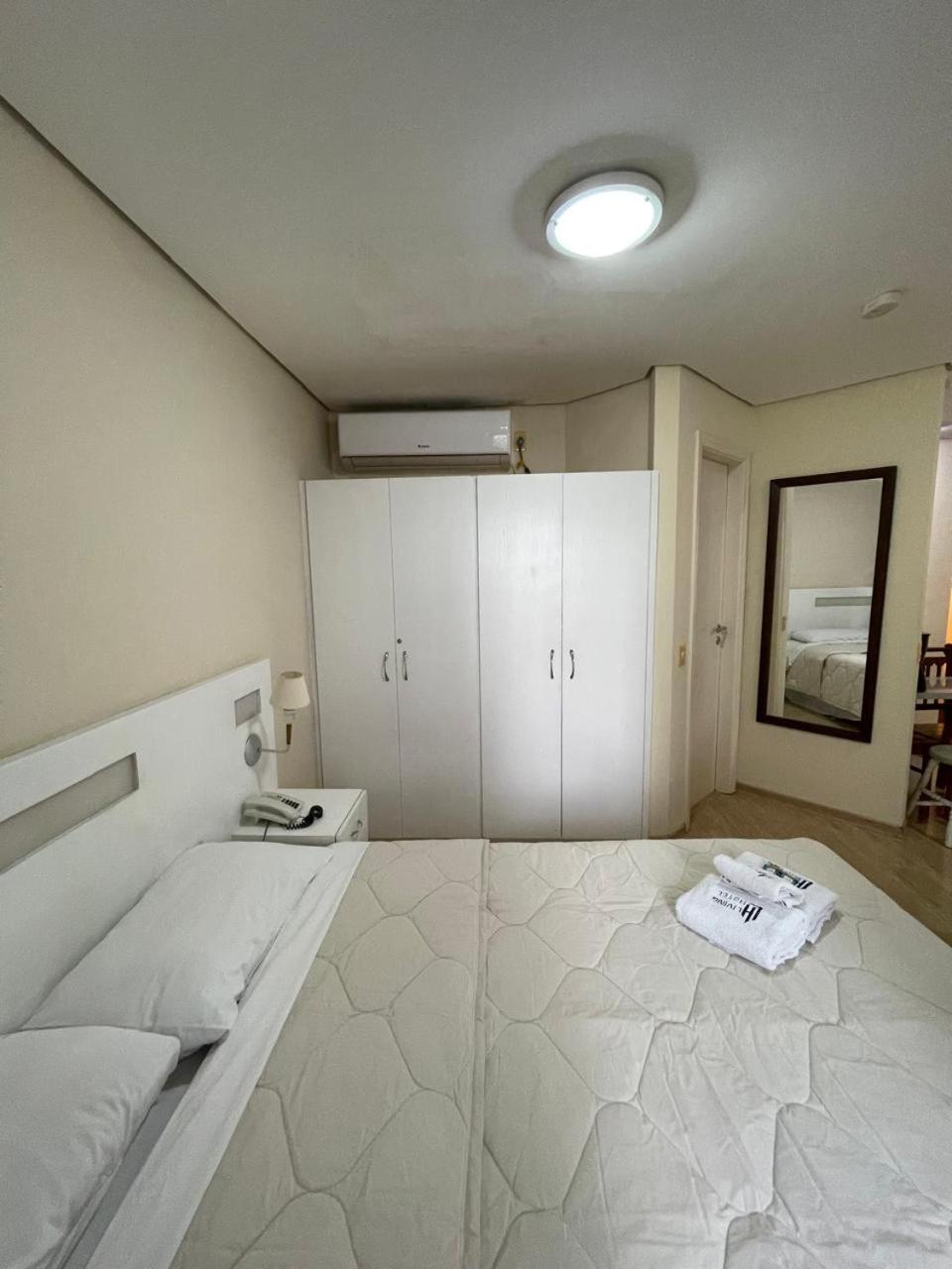 Premium Times Square Apartment