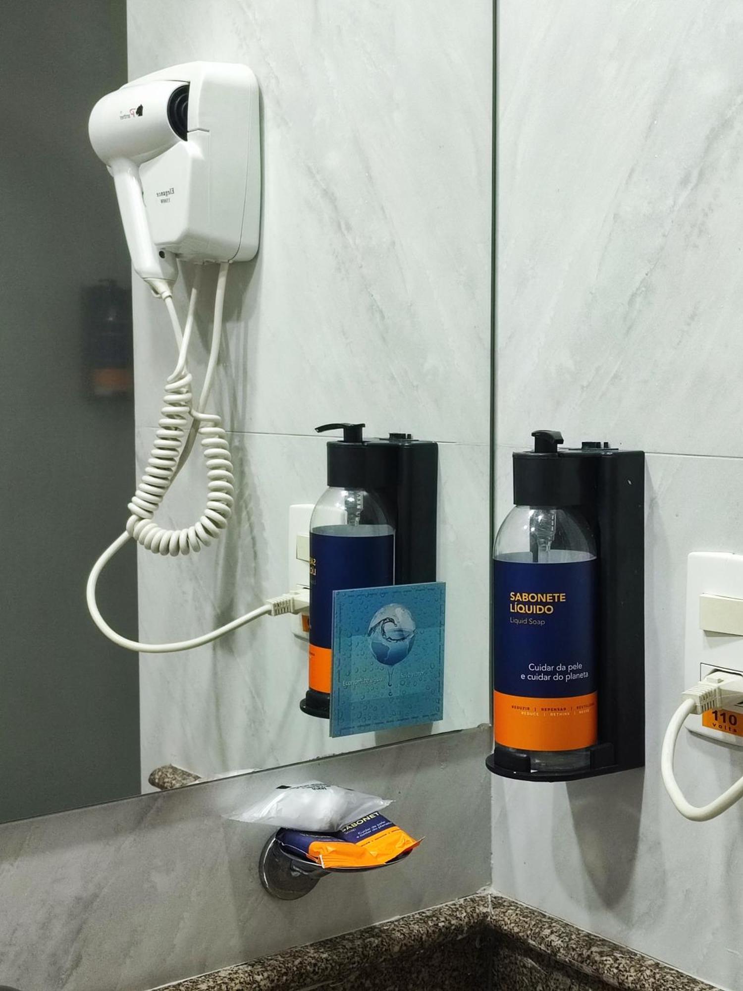 Comfort Ibirapuera Hotel 3*