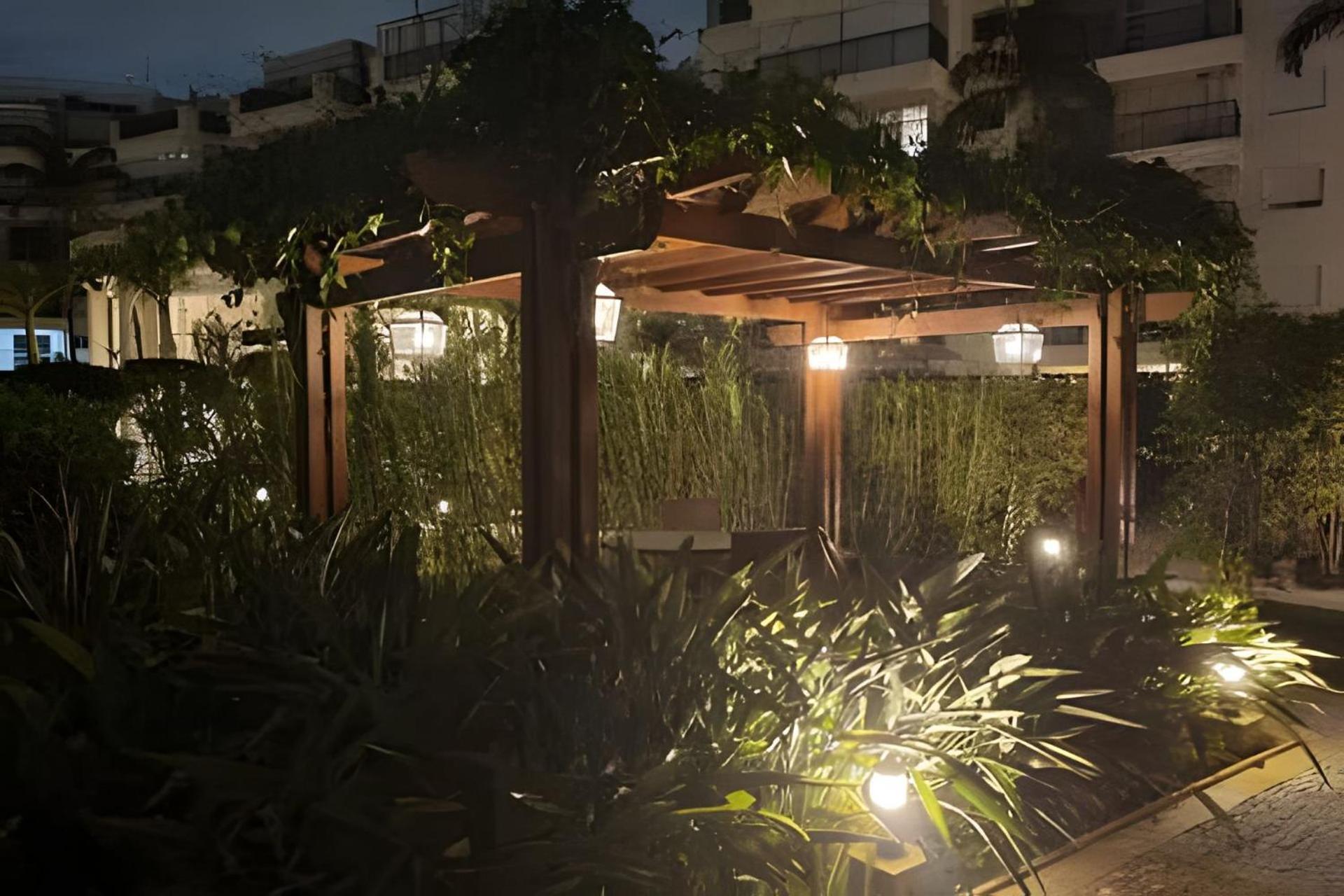 Apartamento Excelente Apto Ao Lado Do Hospital Einstein, Hospital Sao Luis, Faculdade De Medicina Einstein, Estadio Do Morumbi, 80m² E Garagem São Paulo