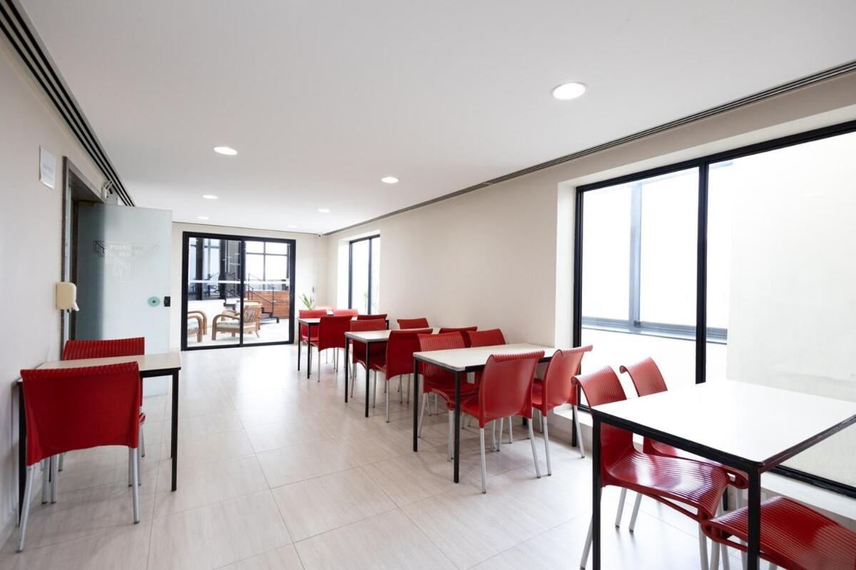 Flat 1712 - 1712 •le Premier Jd. Paulista *
