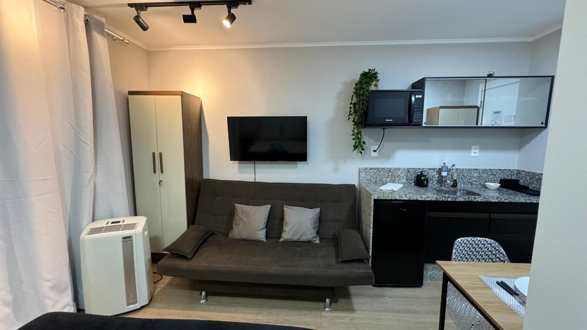 Veneza Prox Metro Bras, Feirinha Madrugada, 25 Marco, Templo Salomao Apartment