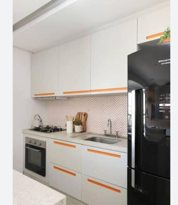 10 Pessoas Proximo Ao Metro Apartment *