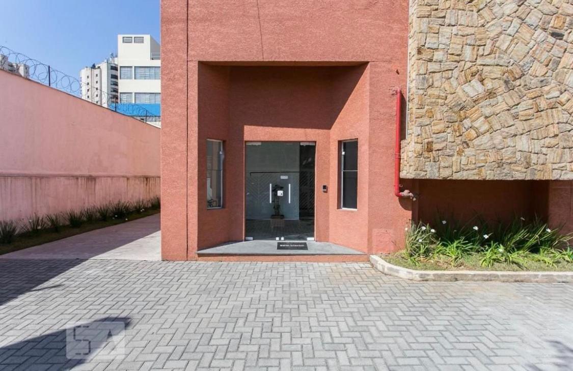 B115 Na Mooca/sp Apartemen *