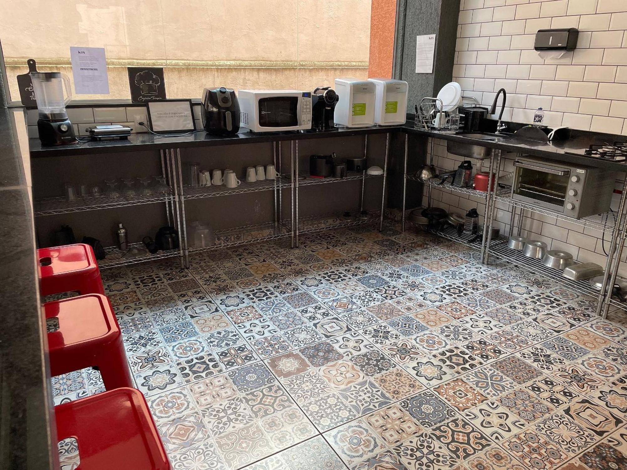 B115 Na Mooca/sp Apartemen *
