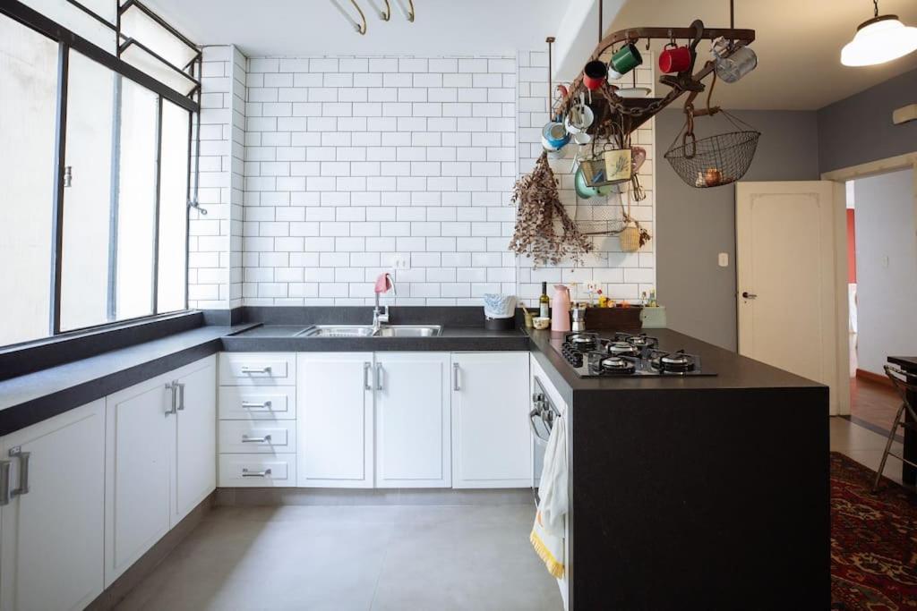 Apartment Extravagance In Heart Of Sp